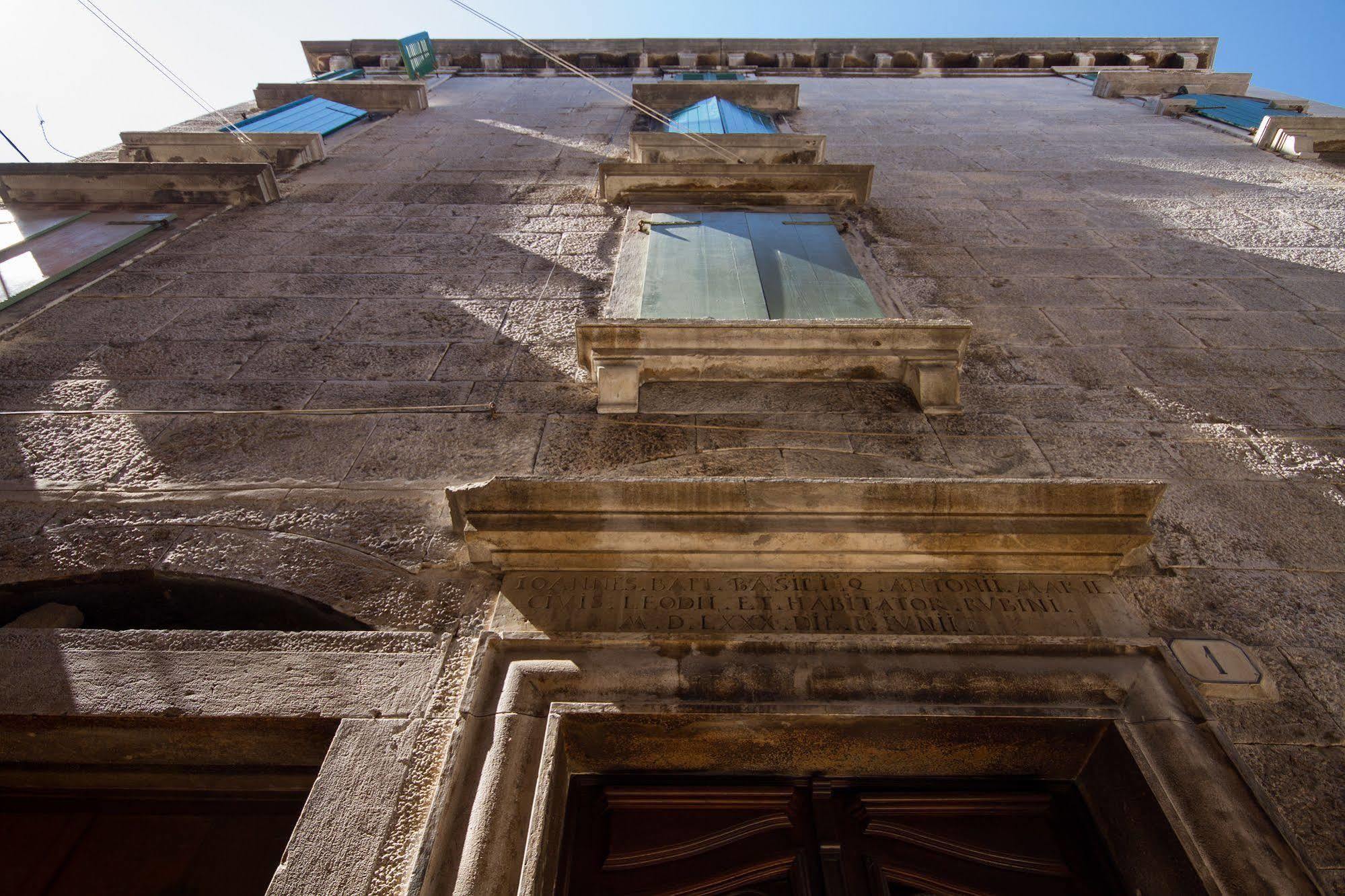 Hotel Casa Garzotto โรวีน ภายนอก รูปภาพ